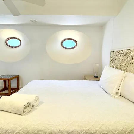 Colonial House - Rooftop-water Lounge - Getsemani Cartagena