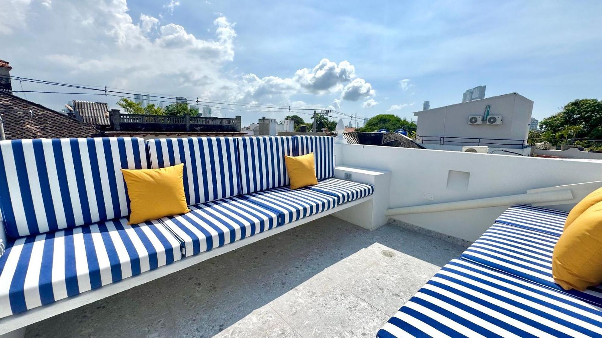 Сasa de vacaciones Colonial House - Rooftop-water Lounge - Getsemani
