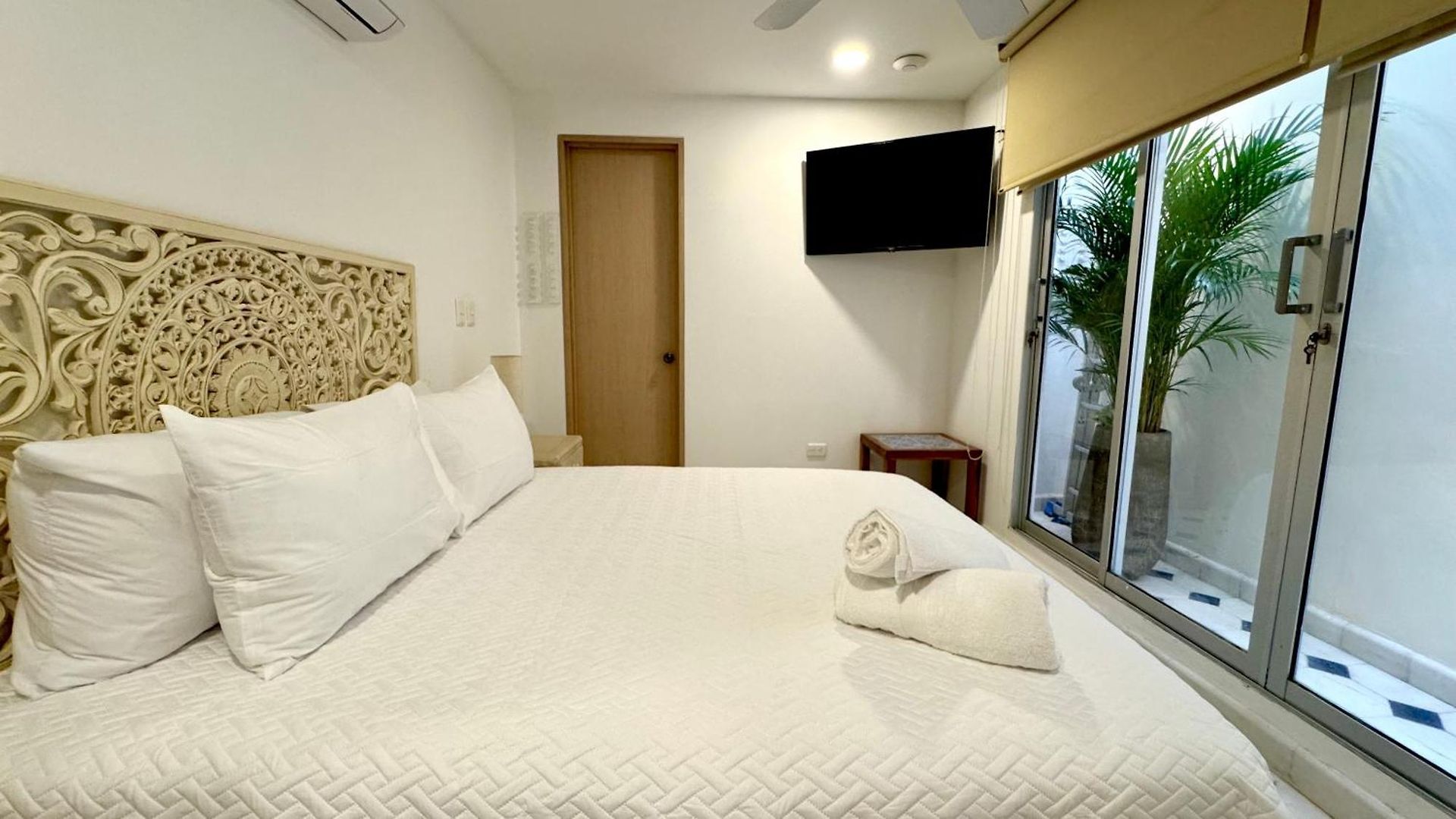Colonial House - Rooftop-water Lounge - Getsemani Сasa de vacaciones Cartagena