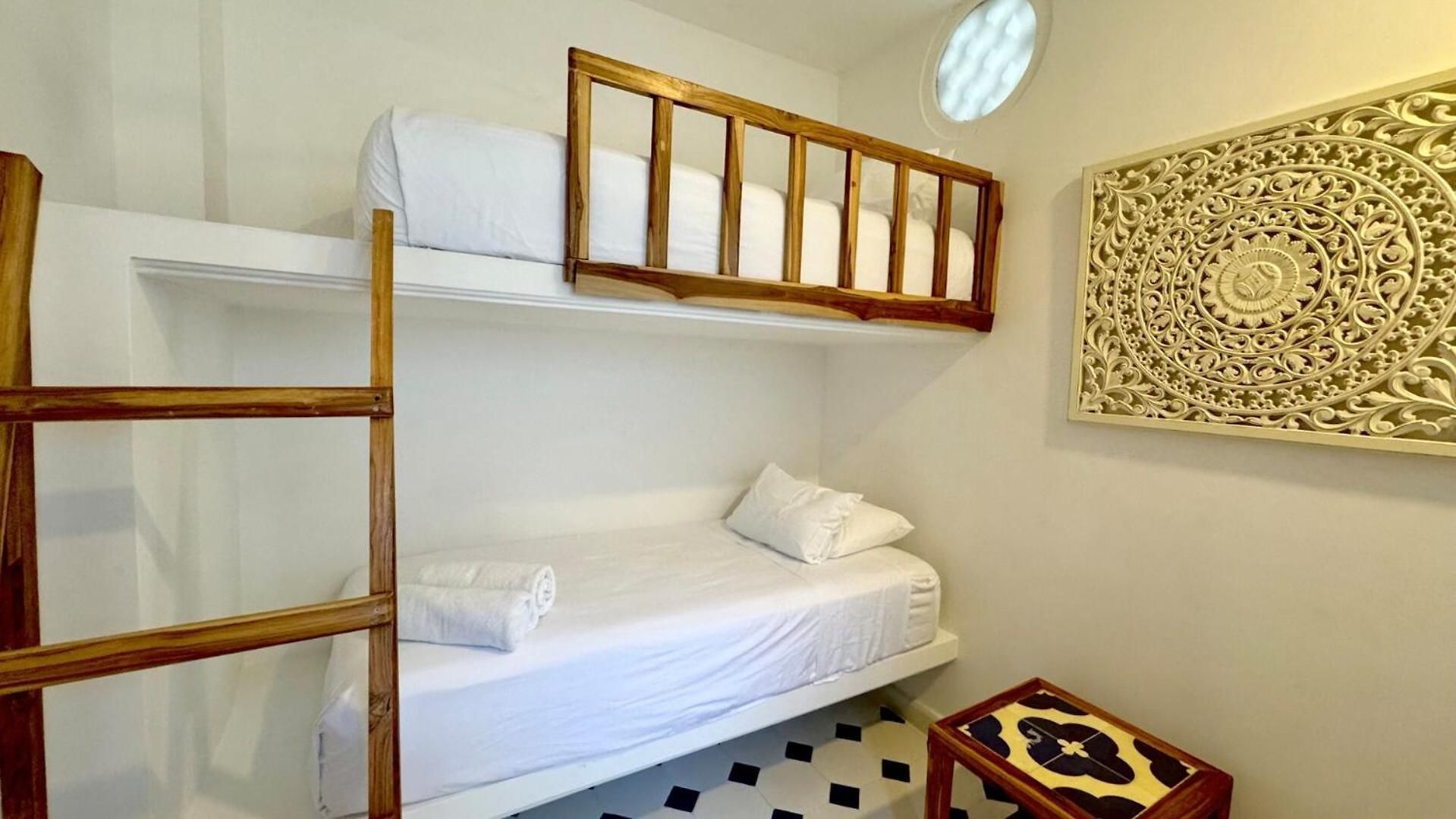Colonial House - Rooftop-water Lounge - Getsemani * Cartagena