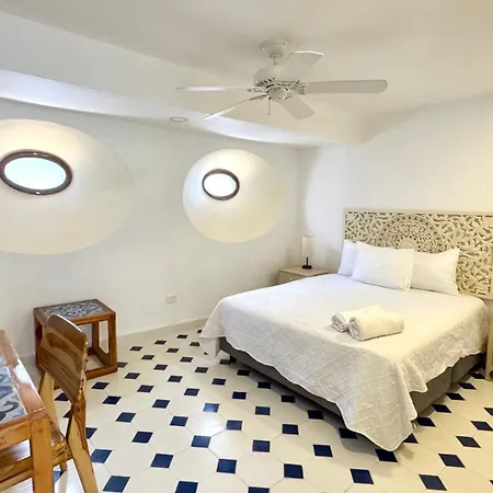 Colonial House - Rooftop-water Lounge - Getsemani Сasa de vacaciones *