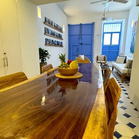 Colonial House - Rooftop-water Lounge - Getsemani Сasa de vacaciones Cartagena