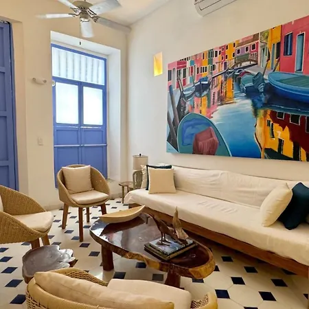 Colonial House - Rooftop-water Lounge - Getsemani Сasa de vacaciones *