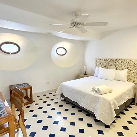 Colonial House - Rooftop-water Lounge - Getsemani *